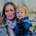 Hazel Krasinski – All About John Krasinski And Emily Blunt’s Daughter » Celebily