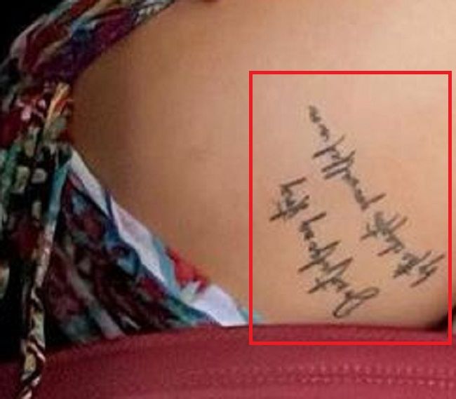 Malu Trevejo tattooed his right thigh