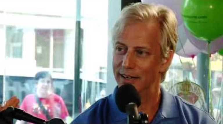 How Is Jay Weiss Life At Present? Everything About Kathleen Turner’s Ex-Husband » Celebily