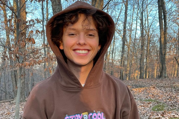 Is Jacob Sartorius gay?  All about the sweatshirt singer’s sexuality and love life