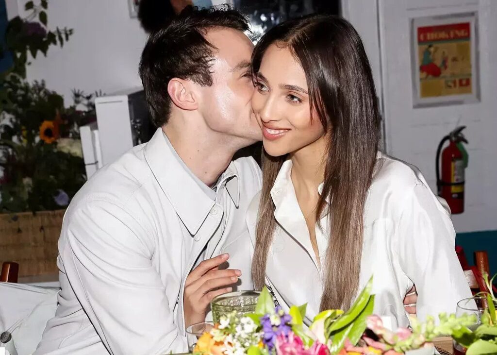VS Model Yasmin Wijnaldum is dating her new boyfriend, Thomas Doherty