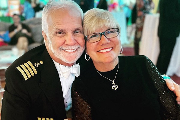 Is Captain Lee Rosbach married?  Meet his wife and children