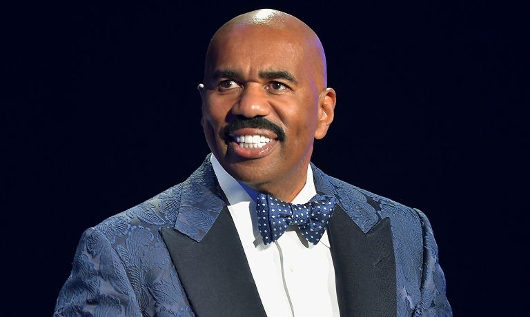 Steve Harvey Wiki, Wife, Family, Kids, Net Worth, Height, Age, House