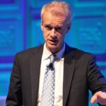 Stephen Sackur Bio, BBC, HARDtalk, Age, Family, Wife, Height, Net Worth, Salary