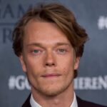 Alfie Allen Bio, Movies, Age, Family, Wife, Height, Net Worth