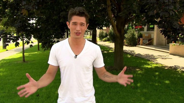 Joe Dinicol Bio, Married, Dating, Gay, Body Measurements