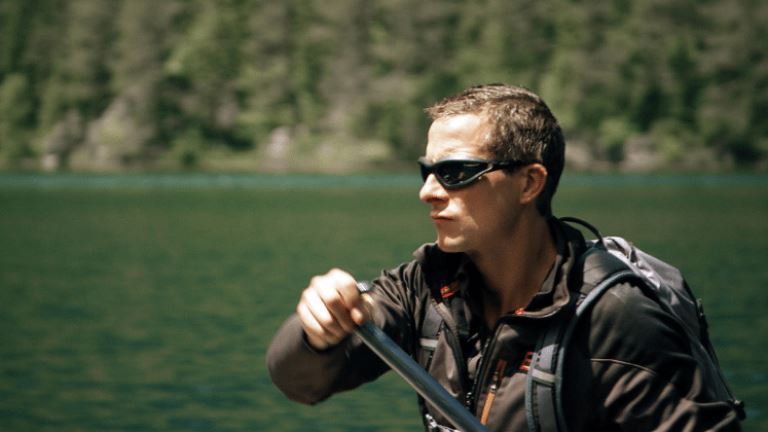 Bear Grylls Wife, Family, Kids, Age, Net Worth, Height, House, Is he Dead?