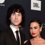 Jute And Demi Lovato Coo On The Red Carpet • Celebily