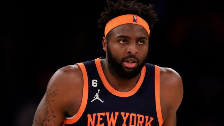 Meet Mitchell Robinson Jr. and Lakesha Robinson. Mitchell Robinson Parents – Family And Net Worth