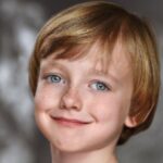 Who Are Phoenix Reich Parents? Age And Family • Celebily