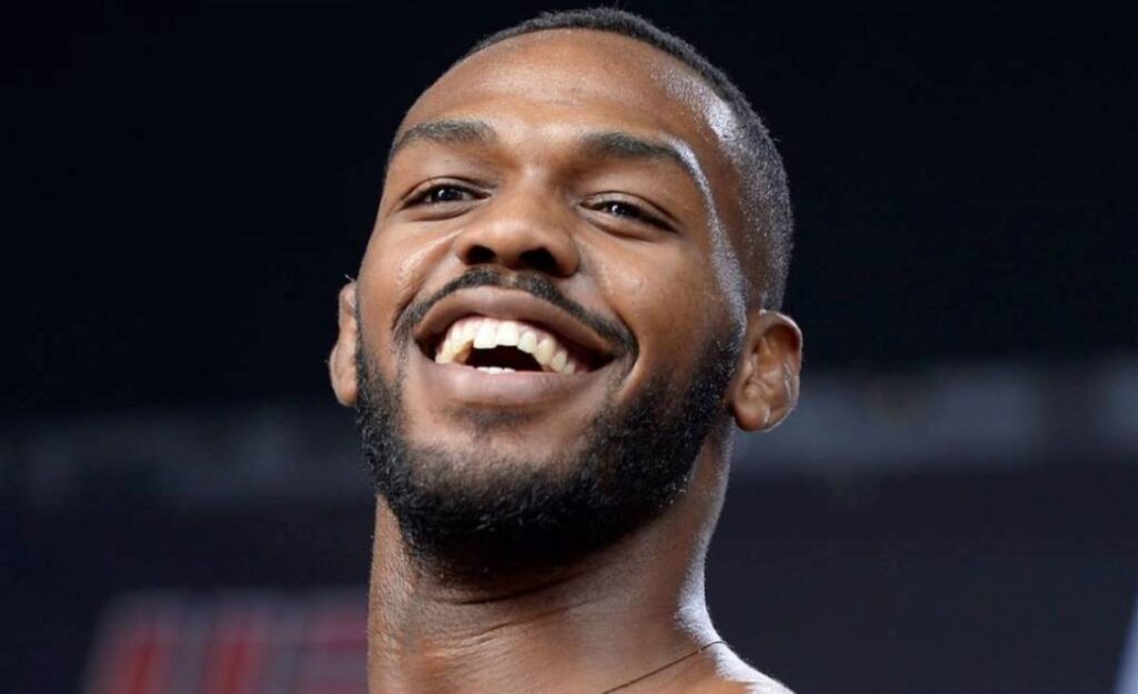 Jon Jones Teeth Before And After What Does He Have On His Teeth? • Celebily
