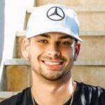 Chandler Hallow Bio, You Tuber, Age, Height, Girlfriend, Family, Net Worth