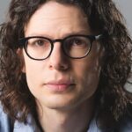 Simon Amstell Bio, Age, Husband, Boyfriend, Tour, Never Mind the Buzzcocks, Net Worth