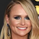 Miranda Lambert Bio, Albums, Age, Height, Pregnant, Husband, Family, Net worth