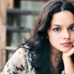 Norah Jones Bio, Albums, Age, Height, Partner, Family, Net Worth