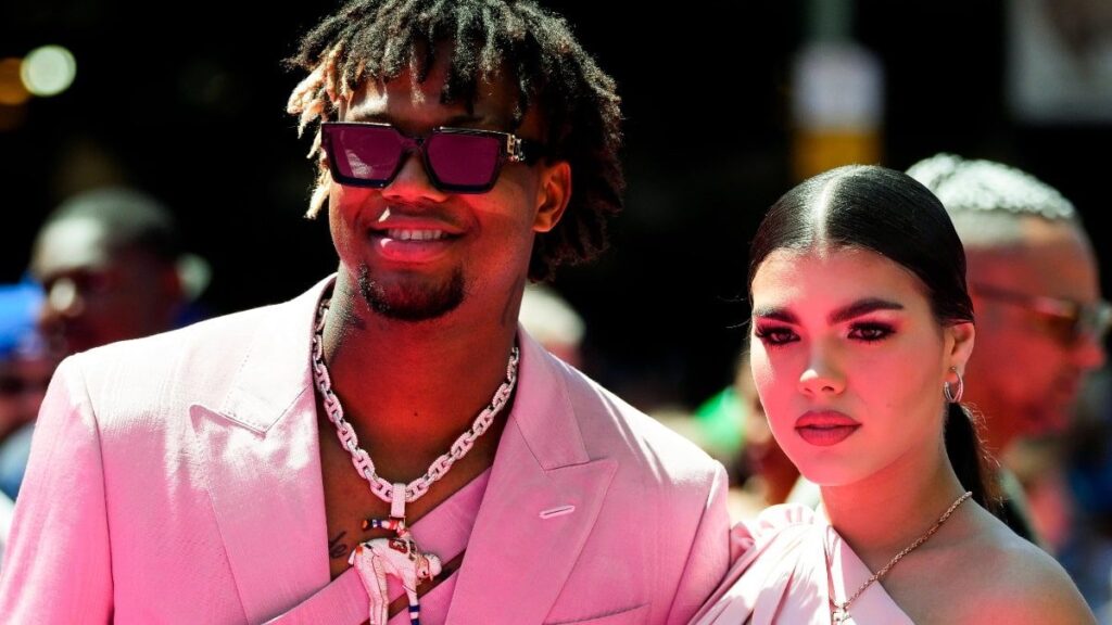 Who Is Maria Laborde? • Celebily