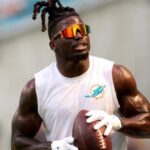Tyreek Hill Biography, Age, Parents, Wife, Children, Net Worth • Celebily
