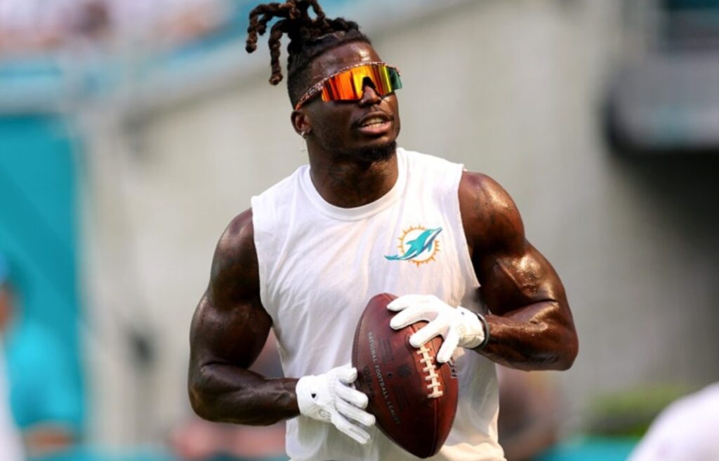 Who Is Tyreek Hill Married To? • Celebily