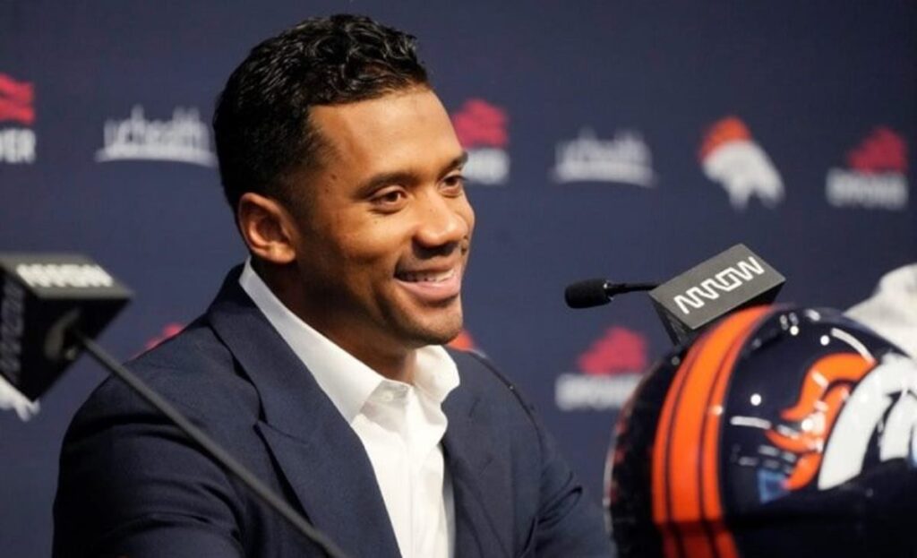 Russell Wilson Biography, Age, Height, Career, Wife, Children, Net Worth • Celebily