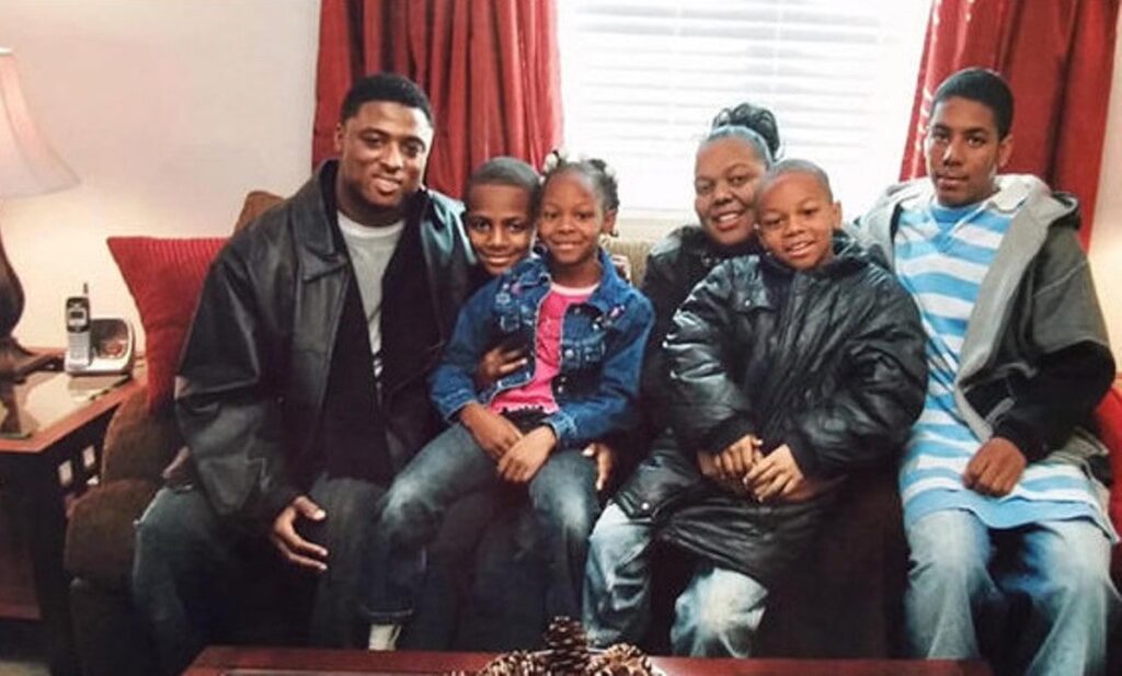 Meet Detrick, Tyreke And Tinisha • Celebily