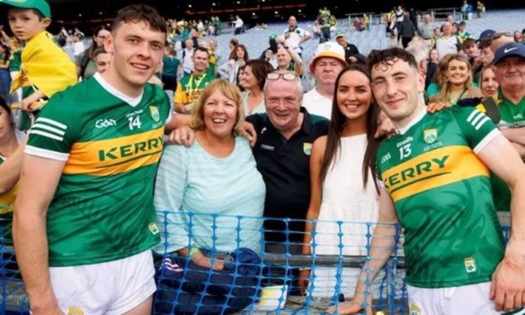 Meet His Brother Paudie Clifford • Celebily