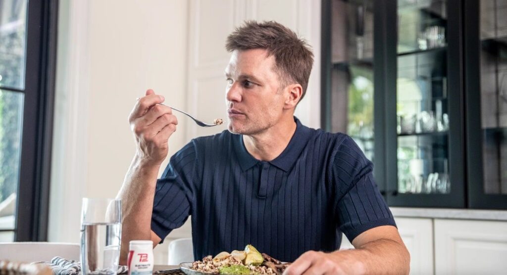 What Kind Of Diet Does Tom Brady Eat? • Celebily