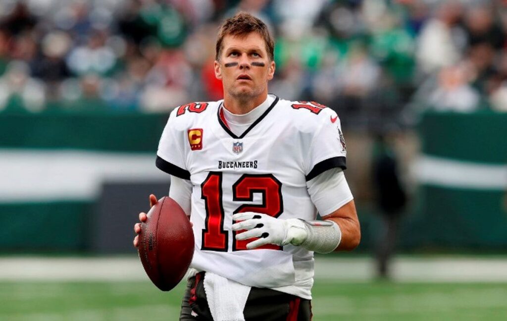 How Old Is Tom Brady? • Celebily