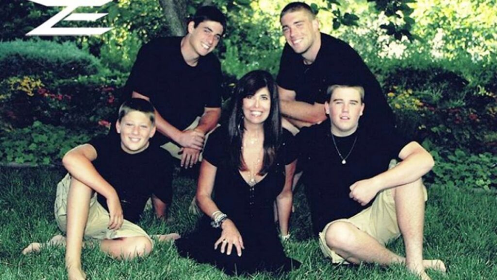 Meet Nick, Jackson, And Shane • Celebily
