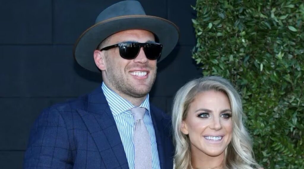 Meet His Partner Julie Ertz • Celebily