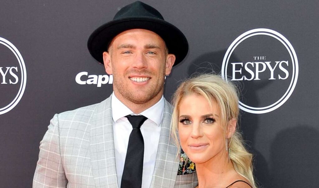 Meet His Wife Julie Ertz • Celebily