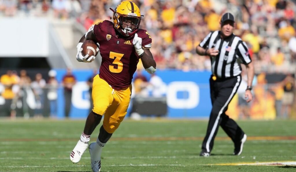 How Tall Is Eno Benjamin? • Celebily