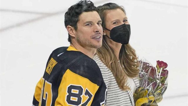 Sidney Crosby Girlfriend: Is Sidney Crosby Dating?