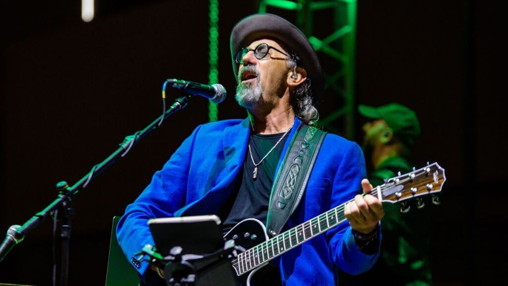 Former Dire Straits guitarist Jack Sonni dies at 70