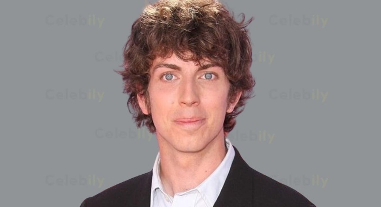 Taran Noah Smith Net Worth 2023 How Much Is He Worth Celebrity
