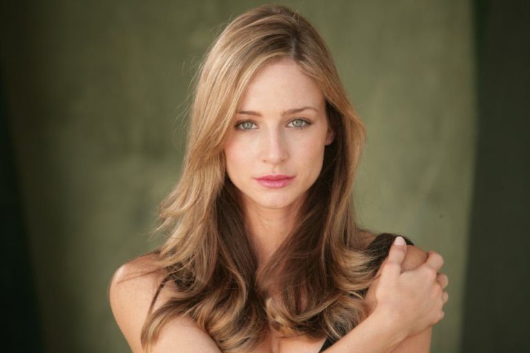 Charlie Hunnam’s Wife And Girlfriend