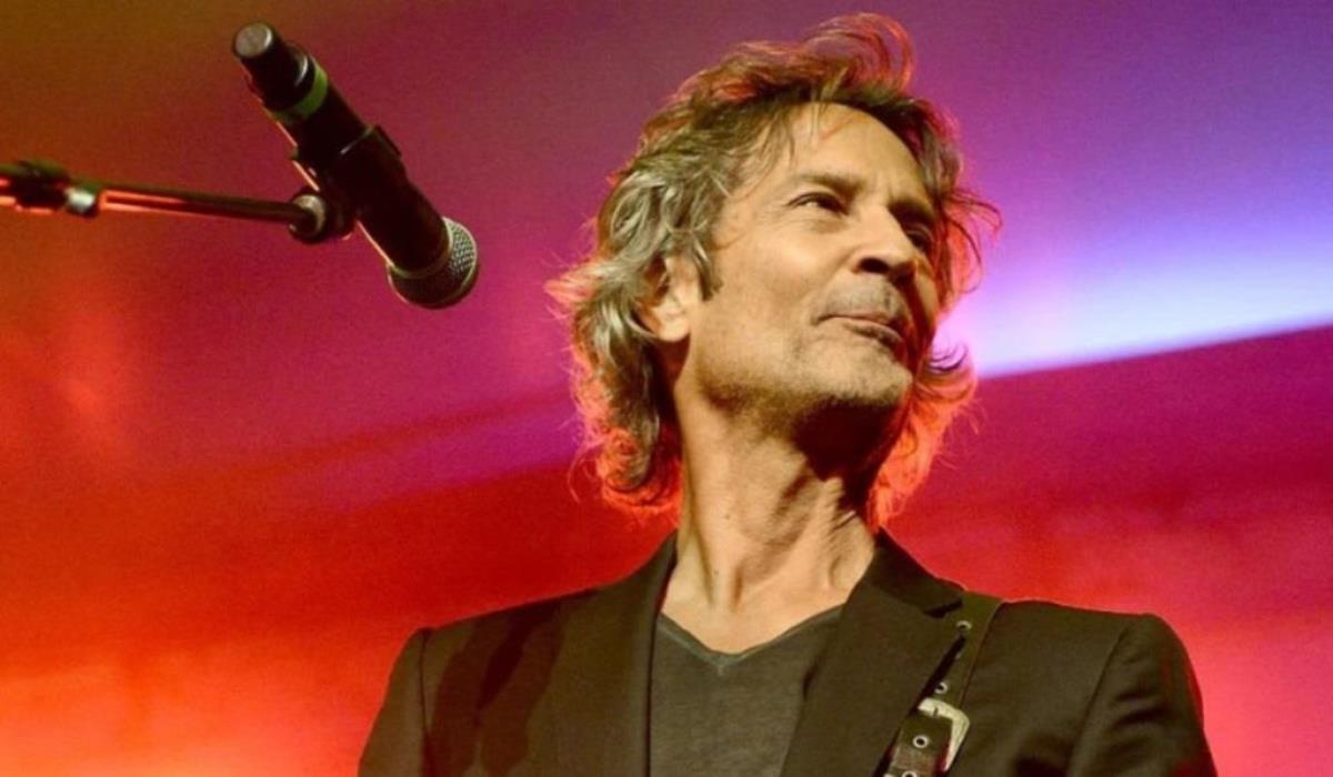 Billy Squier Net Worth: How Much Is Billy Worth? – Celebrity