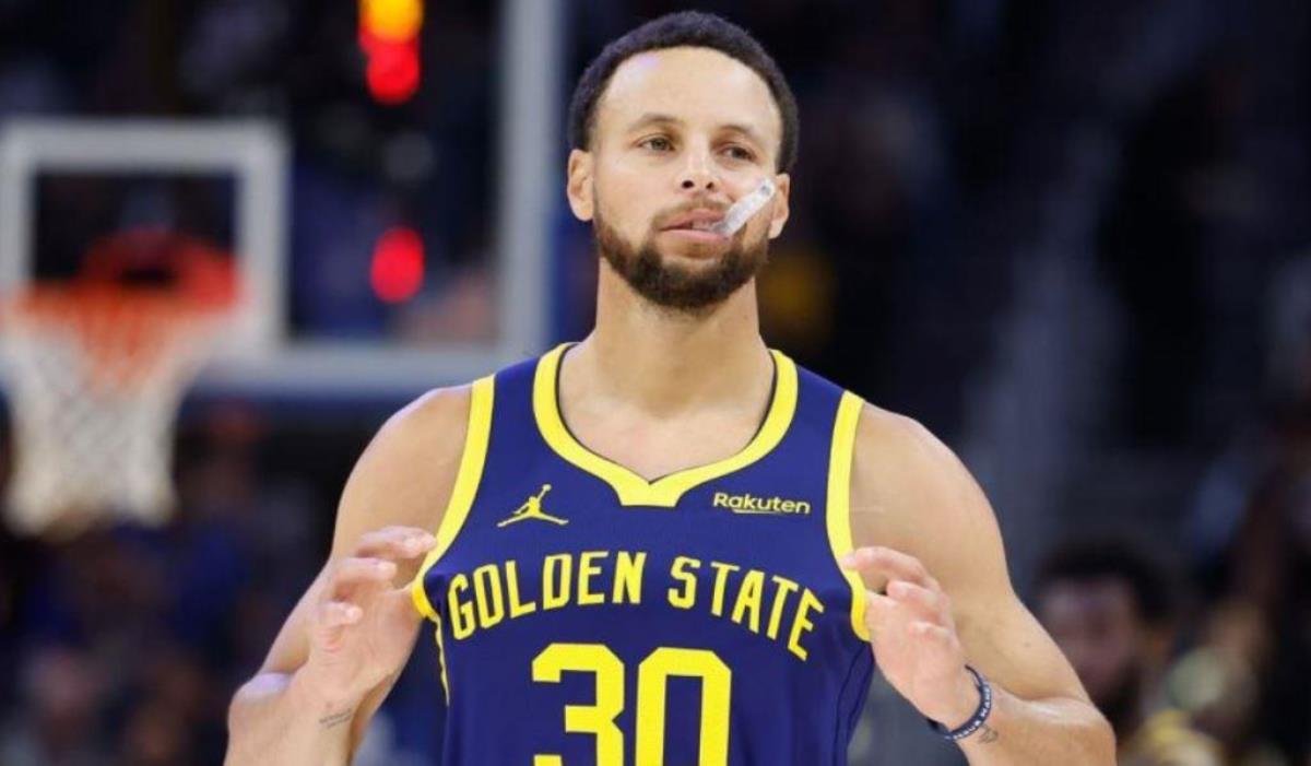 How Much Did Stephen Curry Earn? Net Worth and Career Earnings Stephen Curry Net Worth: How Much Is He Worth?