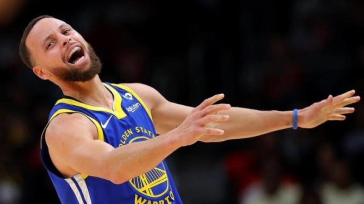 How Much Did Stephen Curry Earn? Net Worth and Career Earnings Stephen Curry Net Worth: How Much Is He Worth?