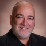 Bill Plaschke Bio, Los Angeles Times, Age, Family, Wife, Height, Net Worth, Salary