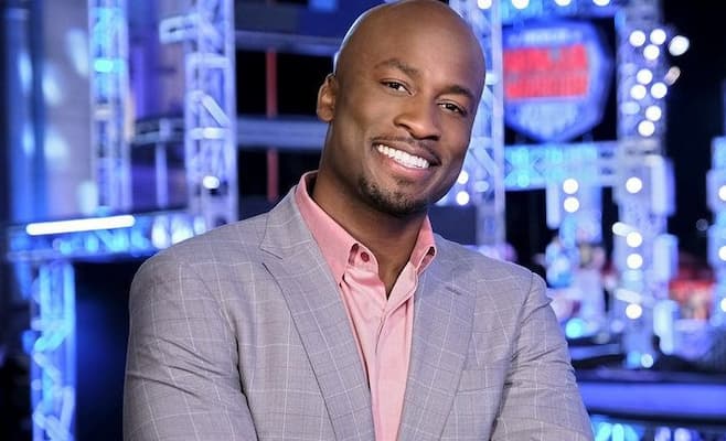 Akbar Gbajabiamila Bio, NFL, Age, Family, Wife, Net Worth, Salary