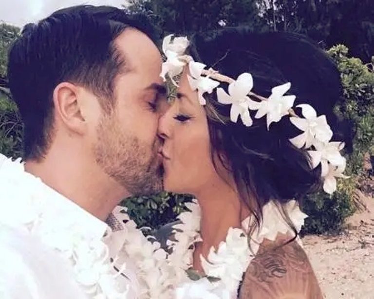 Who Is Sara Matter? All About Niall Matter’s Wife And Married Life