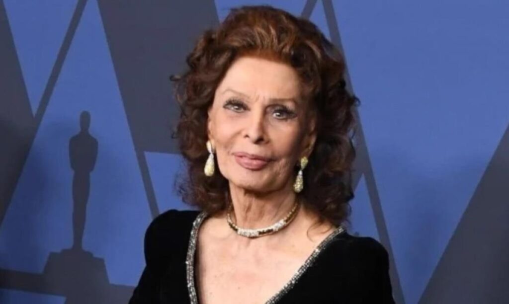 How Much is the Two Women Actress Worth?