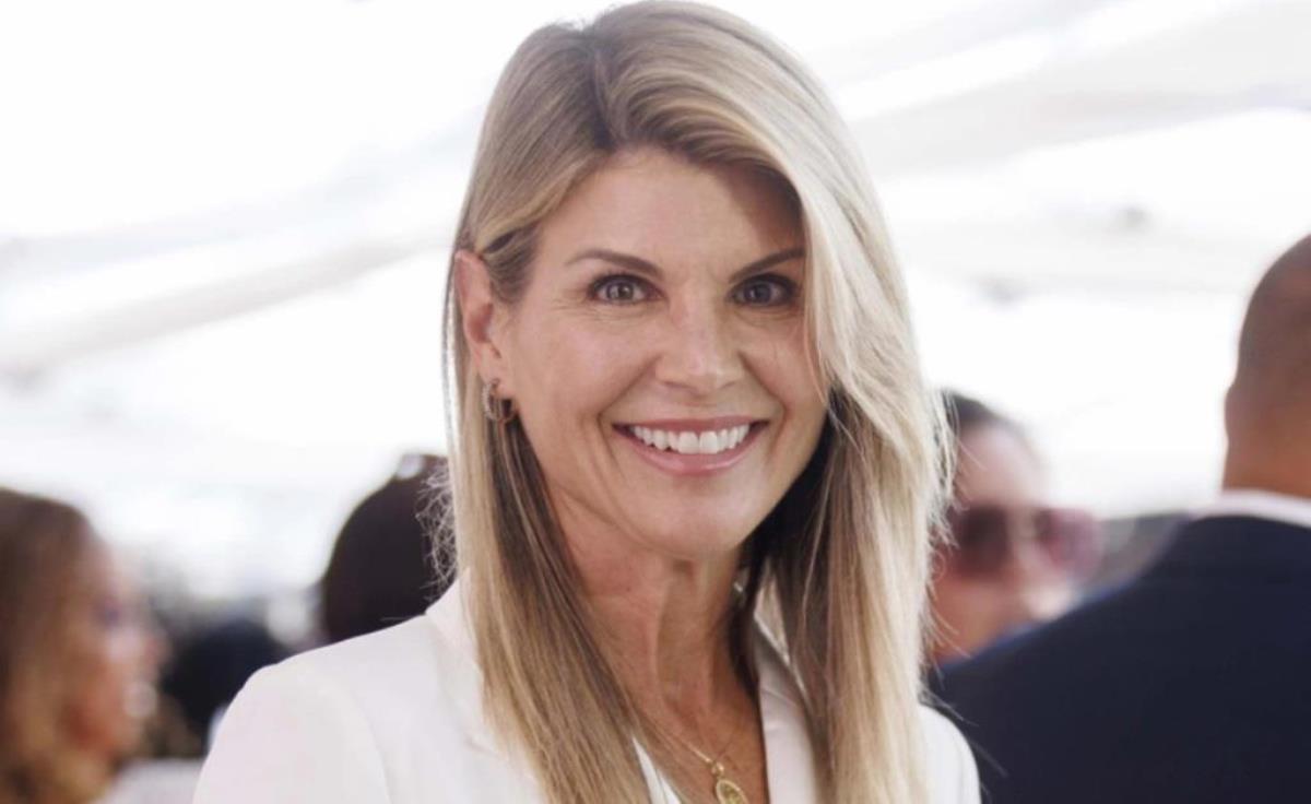Lori Loughlin Net Worth