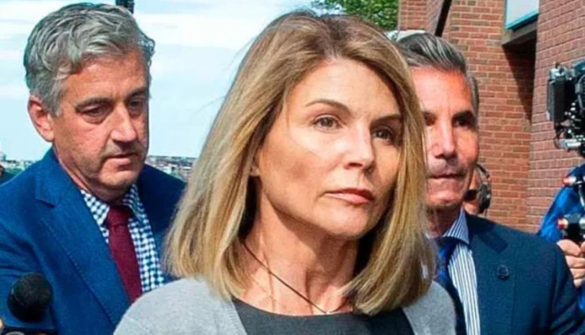 Lori Loughlin Net Worth