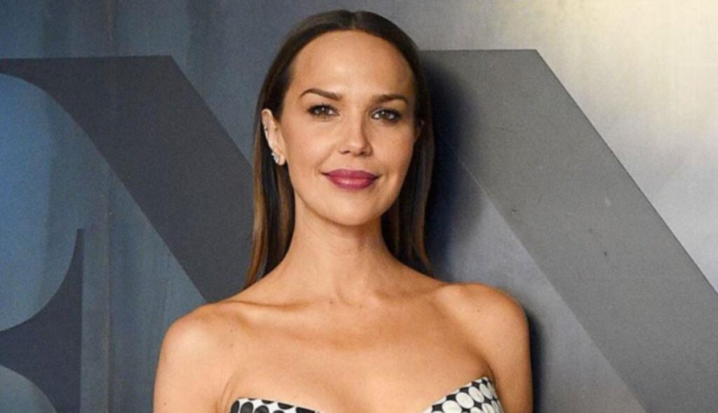 How Much is the The Vampire Diaries Actress Worth?