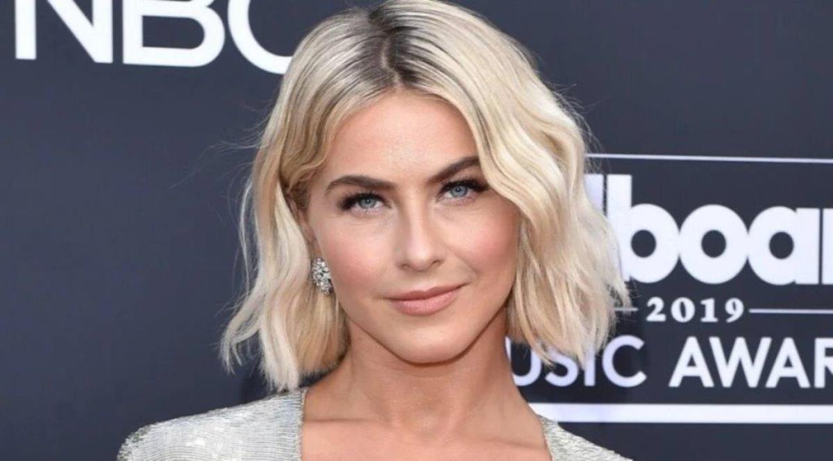 Julianne Hough Net Worth