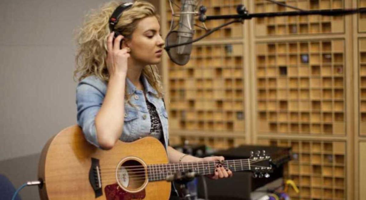 Tori Kelly Net Worth
