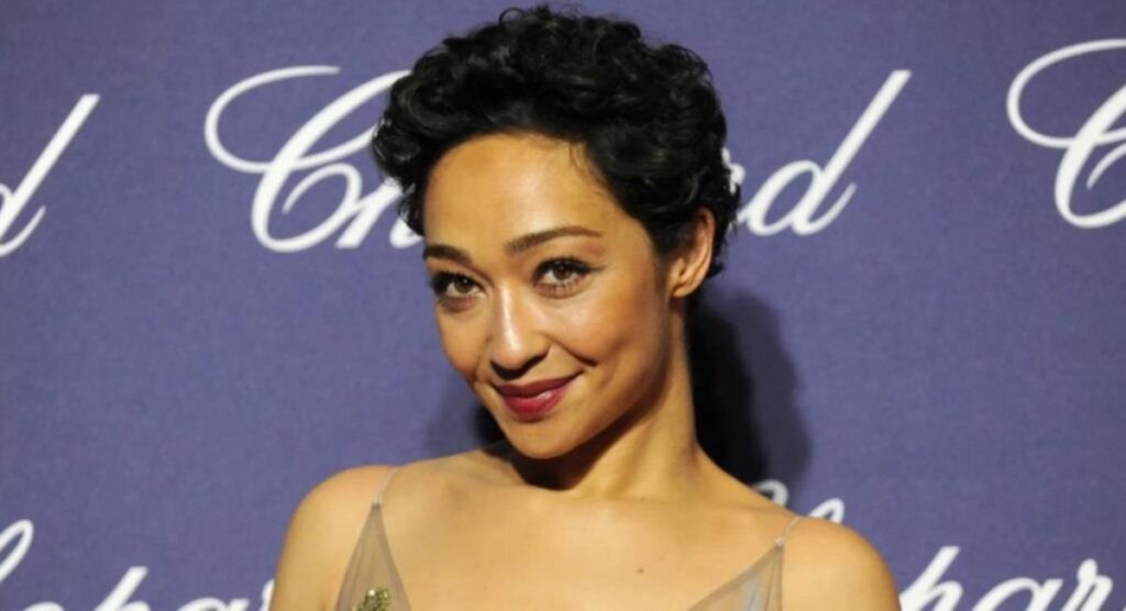 How Much is the Loving Actress Worth?
