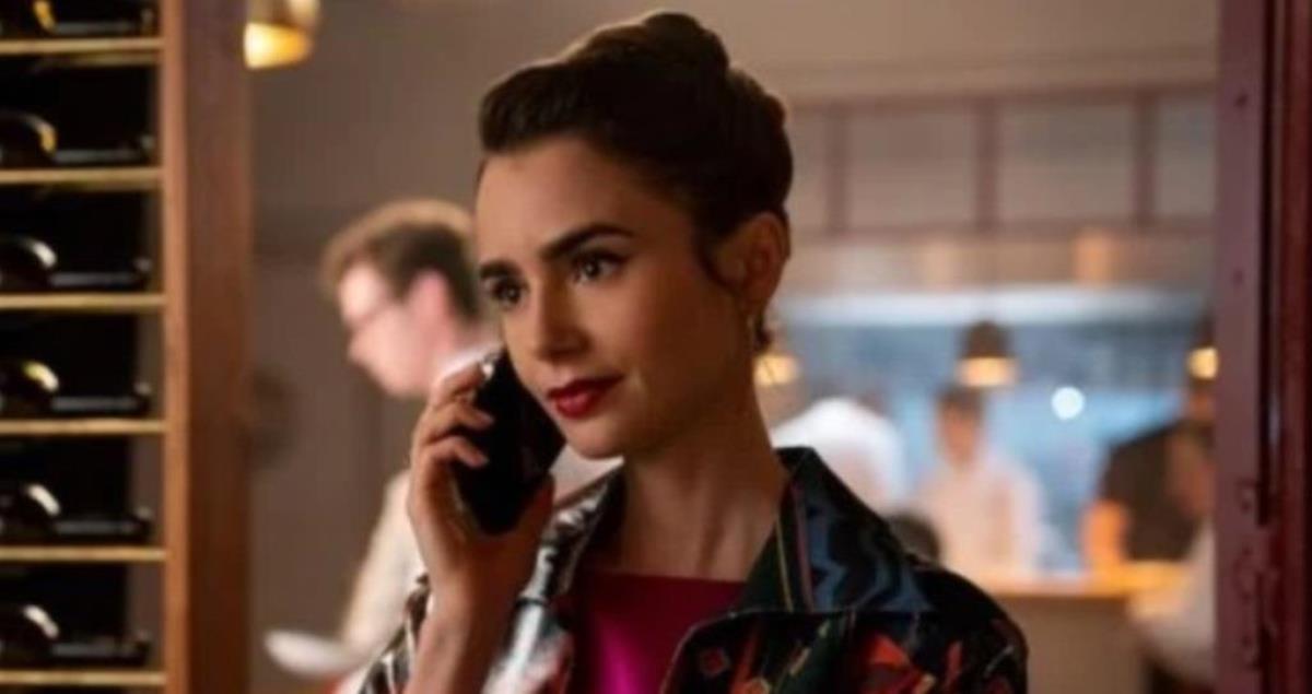 Lily Collins Net Worth