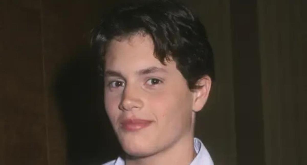 Penn Badgley Net Worth